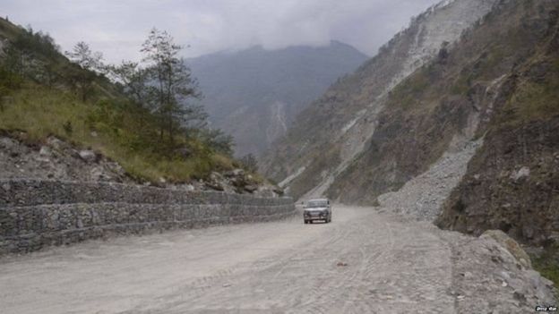 The road that passes through Nepal will connect China and India